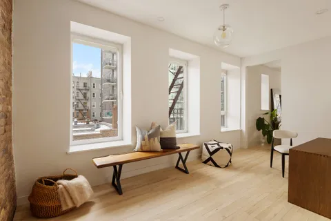 $1,995,000 | 180 South 4th Street | Williamsburg