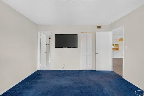 $225,000 | 4501 Northeast 21st Avenue, Unit 208, Fort Lauderdale, FL 33308