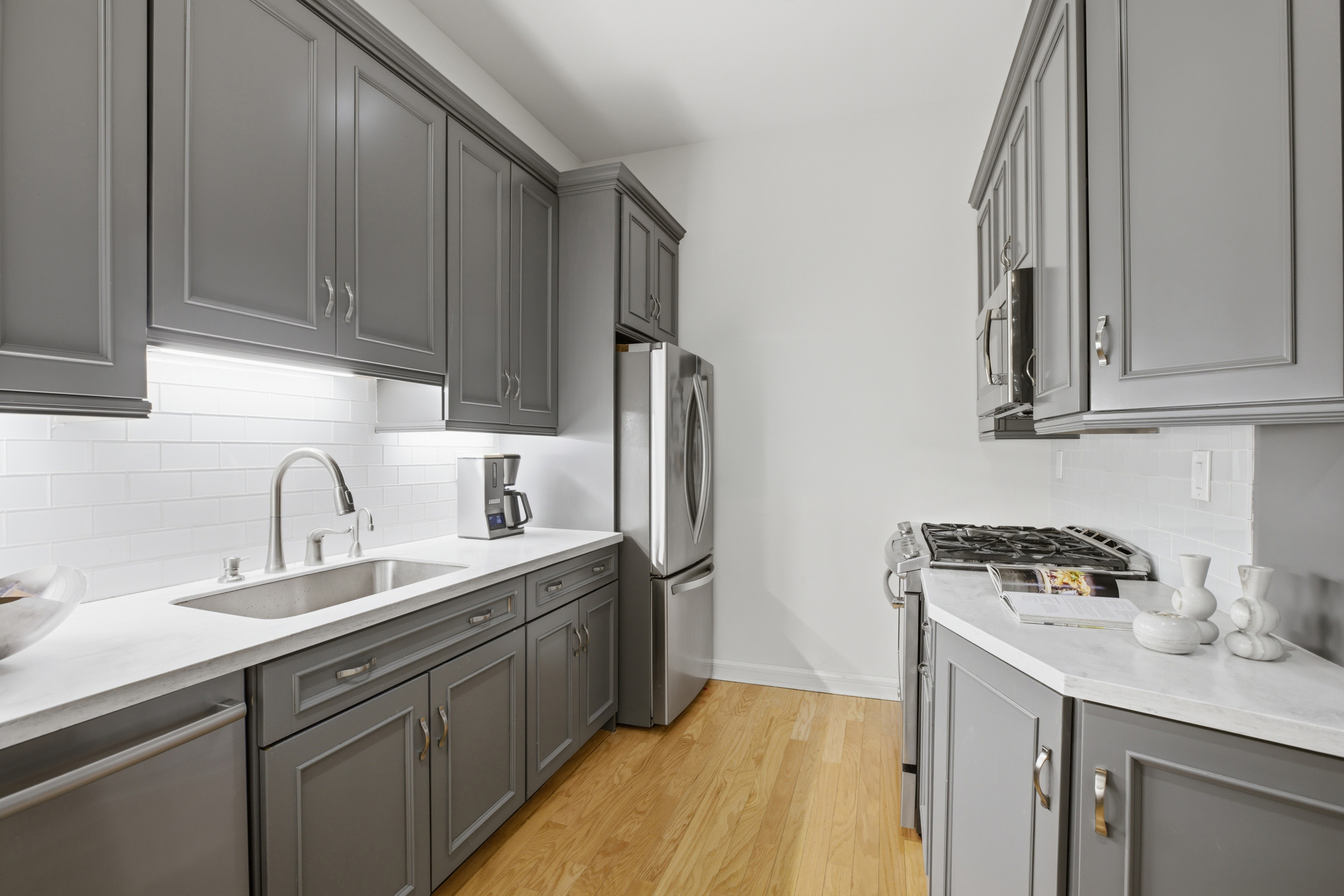 35 East 20th Street, Unit 6B Manhattan, NY 10010 - Photo 4 of 12