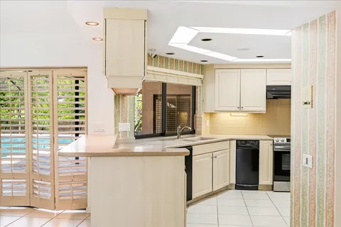 $1,850,000 | 4656 Pond Apple Drive North, Naples, FL 34119