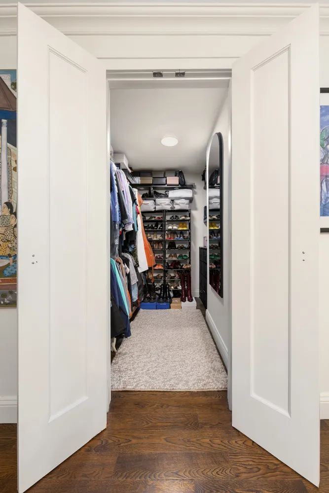 a view of a livingroom with storage