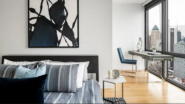 $6,715 | 606 West 57th Street, Unit 1638 | Hell's Kitchen