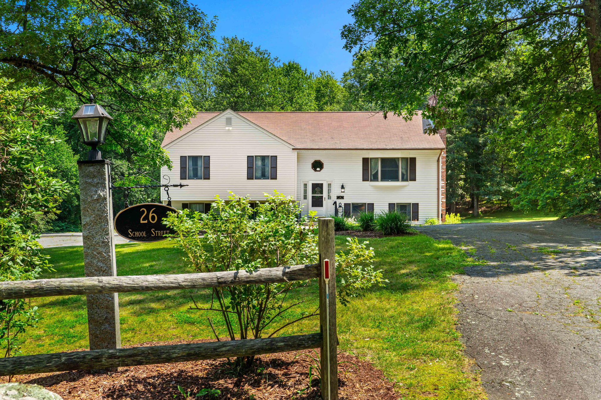 26 School Street Byfield, MA 01922 - Photo 1 of 32