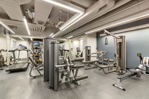 $950,000 | 140 West End Avenue, Unit 30M | Upper West Side