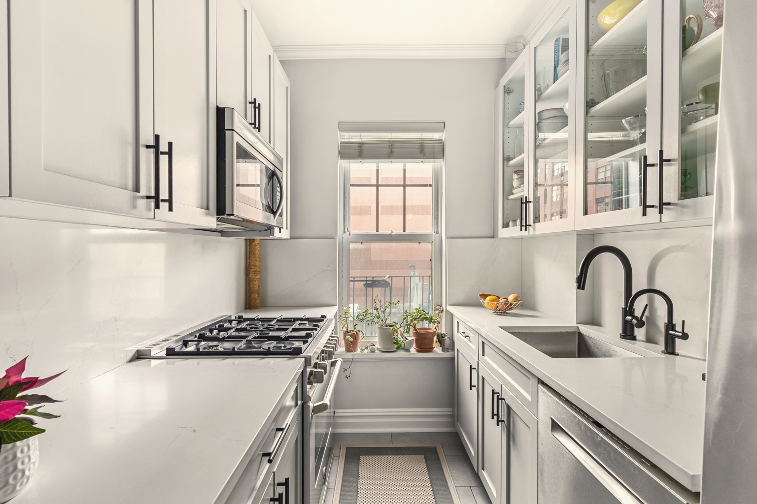 67 Morton Street, Unit 6D Manhattan, NY 10014 - Photo 5 of 8