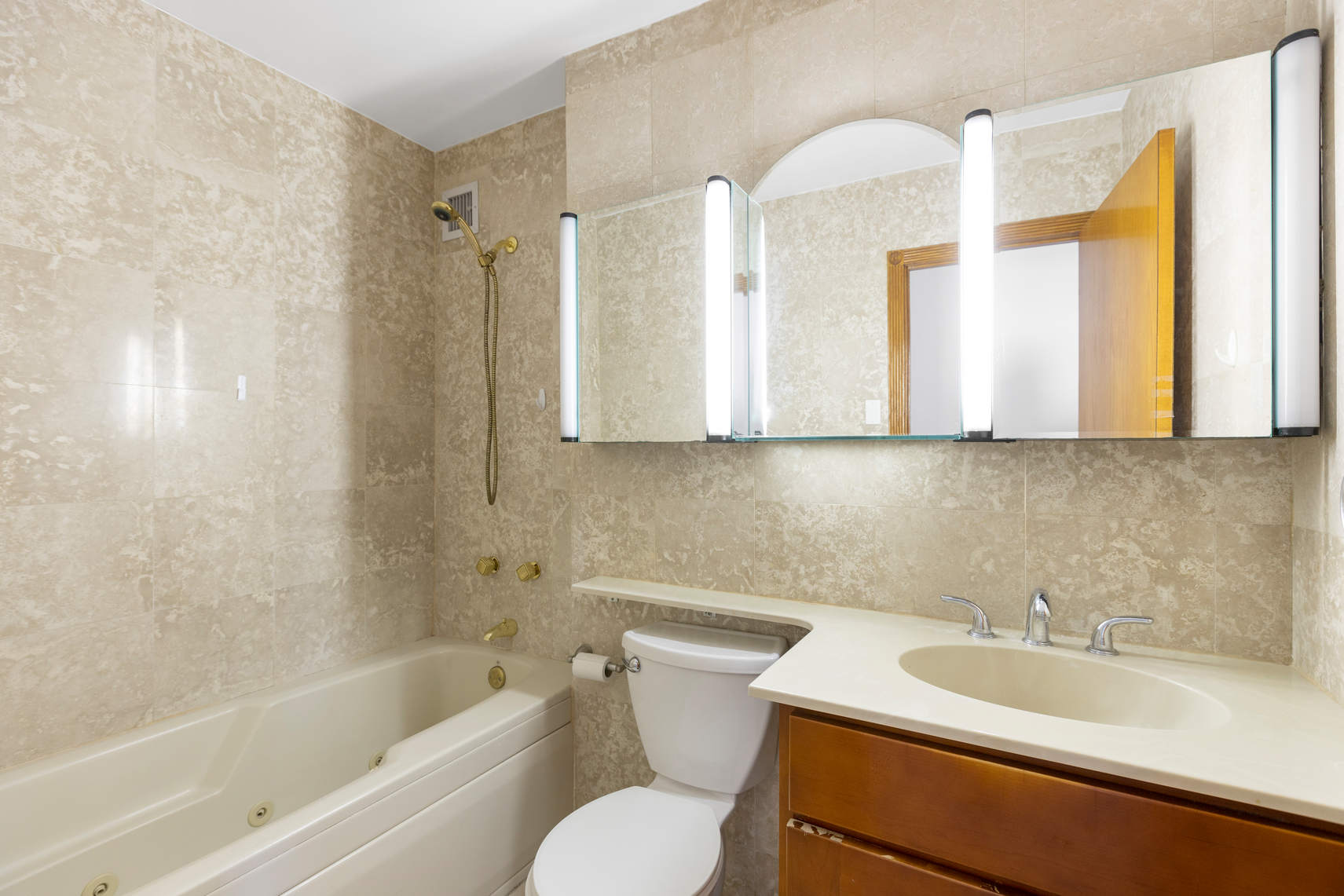 115 96th Street, Unit 2B Brooklyn, NY 11209 - Photo 10 of 15