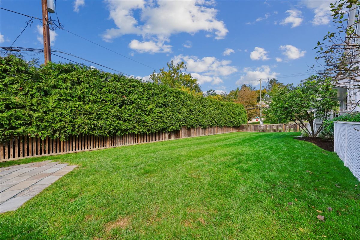 6012 Walhonding Road Bethesda, MD 20816 - Photo 46 of 59 Gallery Image 46