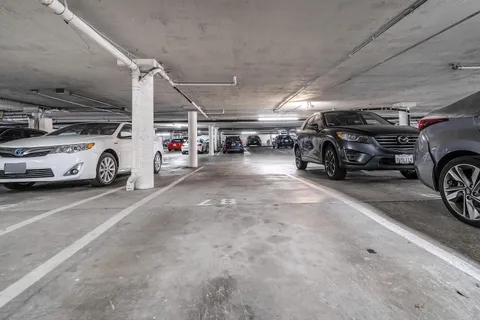 $650,000 | 11645 Montana Avenue, Unit 107, Los Angeles, CA 90049