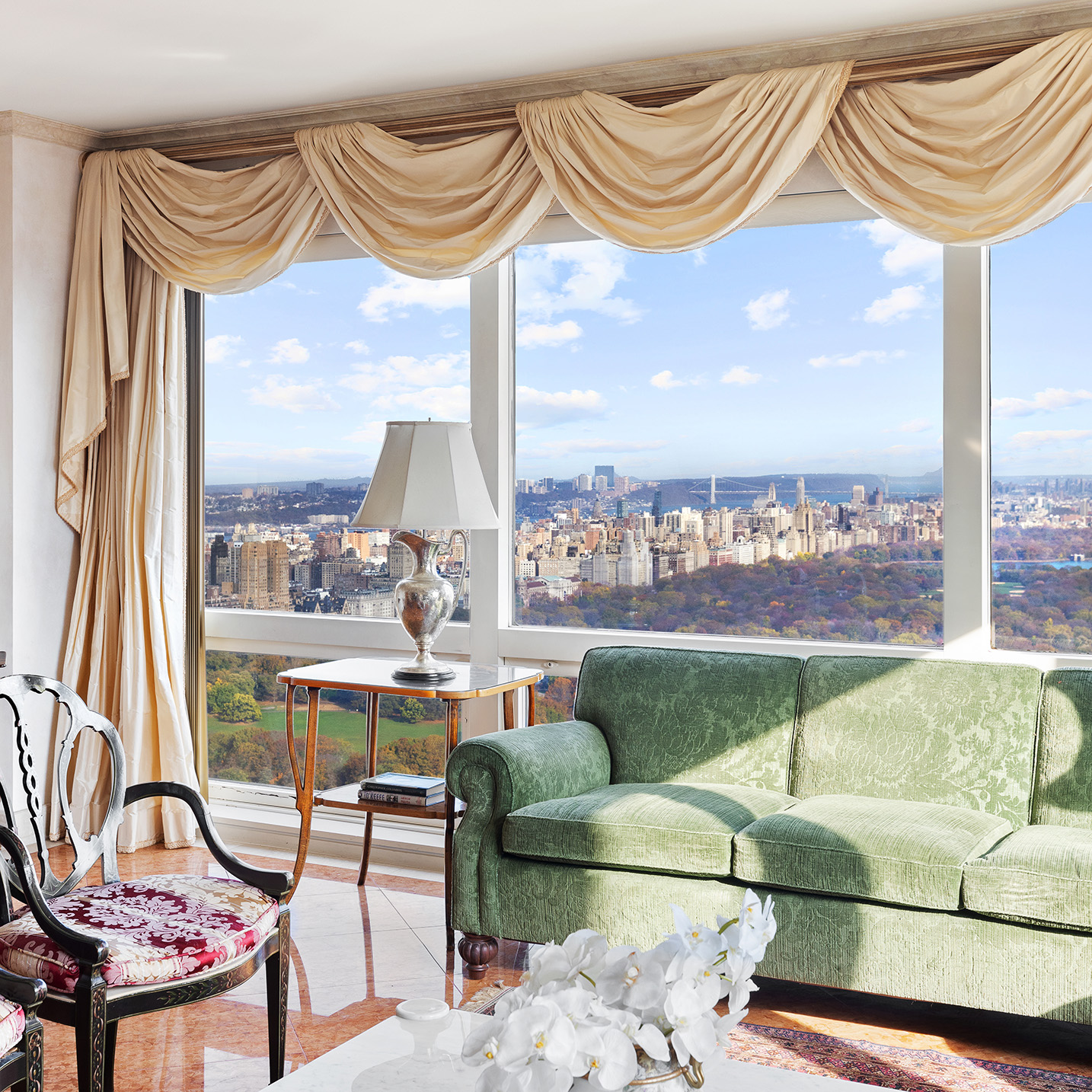 721 5th Avenue, Unit 63D Manhattan, NY 10022 - Photo 3 of 11