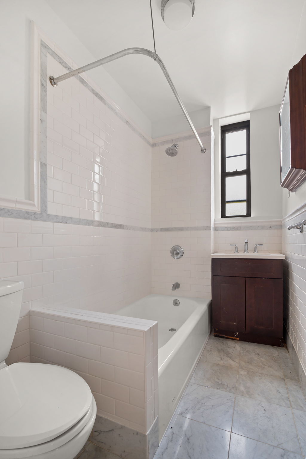 4113 Broadway, Unit 2D Manhattan, NY 10033 - Photo 10 of 13
