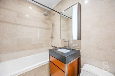 $1,999,000 | 75 Wall Street, Unit 25O | Financial District