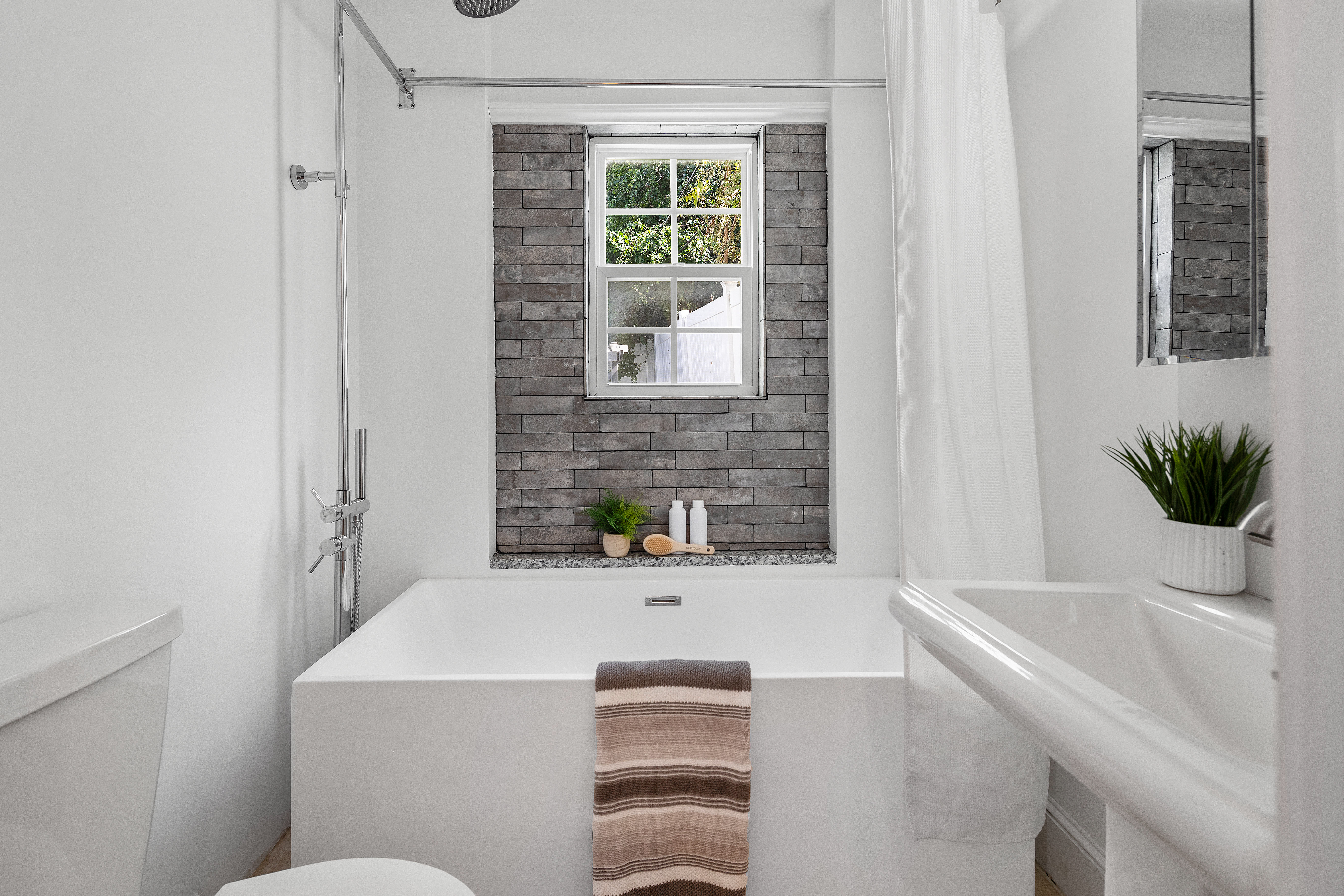 34 R Marcella Street Roxbury, MA 02119 - Photo 12 of 27