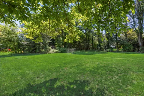 $1,200,000 | 730 North Stanwick Road, Moorestown, NJ 08057