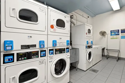 $585,000 | 126 West 73rd Street, Unit 5C | Upper West Side