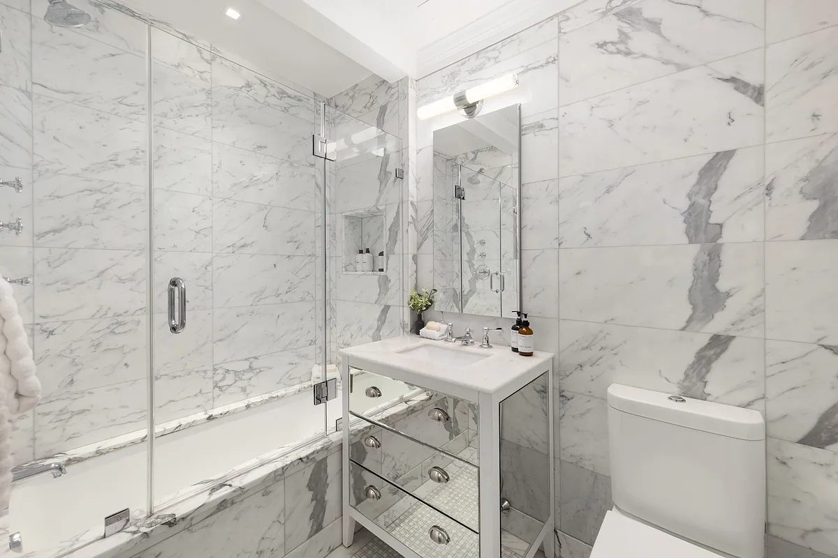 36 Gramercy Park East, Unit 2N Manhattan, NY 10003 - Photo 16 of 21