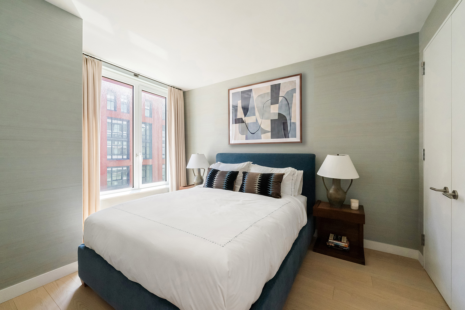450 Washington Street, Unit 517 Manhattan, NY 10013 - Photo 4 of 11 a bedroom with a bed and a window