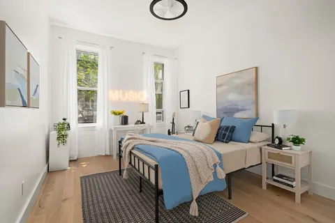 $535,000 | 406 West 46th Street, Unit 2C | Hell's Kitchen