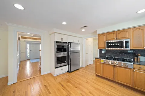 $2,350,000 | 20 Blossom Street, Lexington, MA 02421