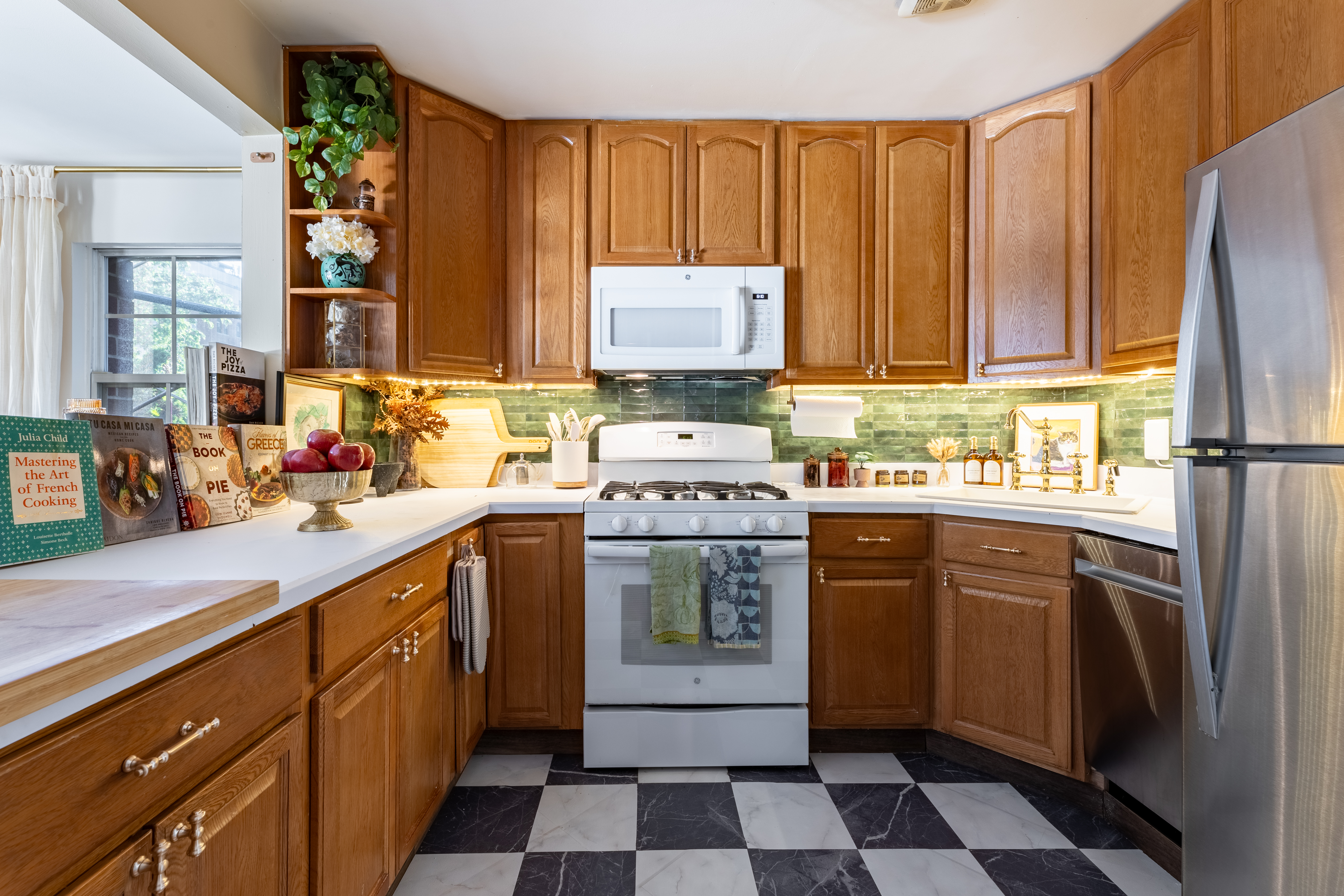 80 South 3rd Street, Unit 2 Brooklyn, NY 11249 - Photo 7 of 15 a kitchen with a sink stove and refrigerator