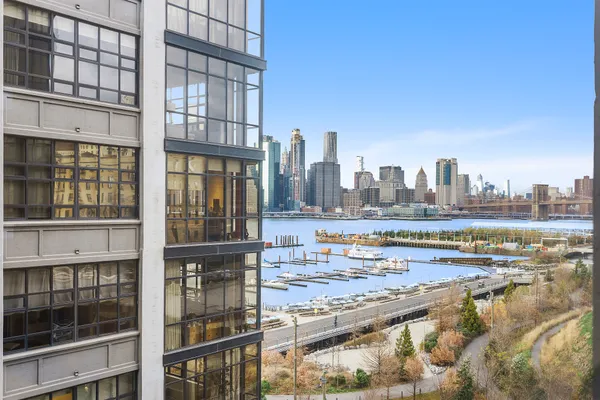 $735,000 | 360 Furman Street, Unit 620 | Brooklyn Heights