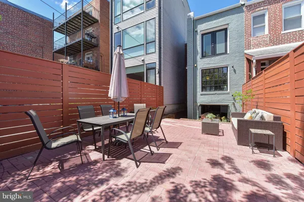 Contact Agent | 629 5th Street Northeast, Washington, DC 20002