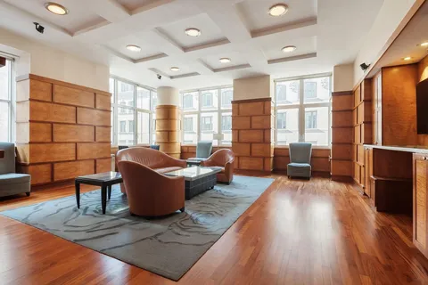 $1,120,000 | 425 5th Avenue, Unit 23D | Midtown South