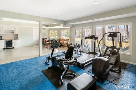 $2,495,000 | 215 South Lake Drive, Stamford, CT 06903