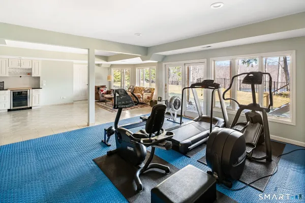 $2,495,000 | 215 South Lake Drive, Stamford, CT 06903