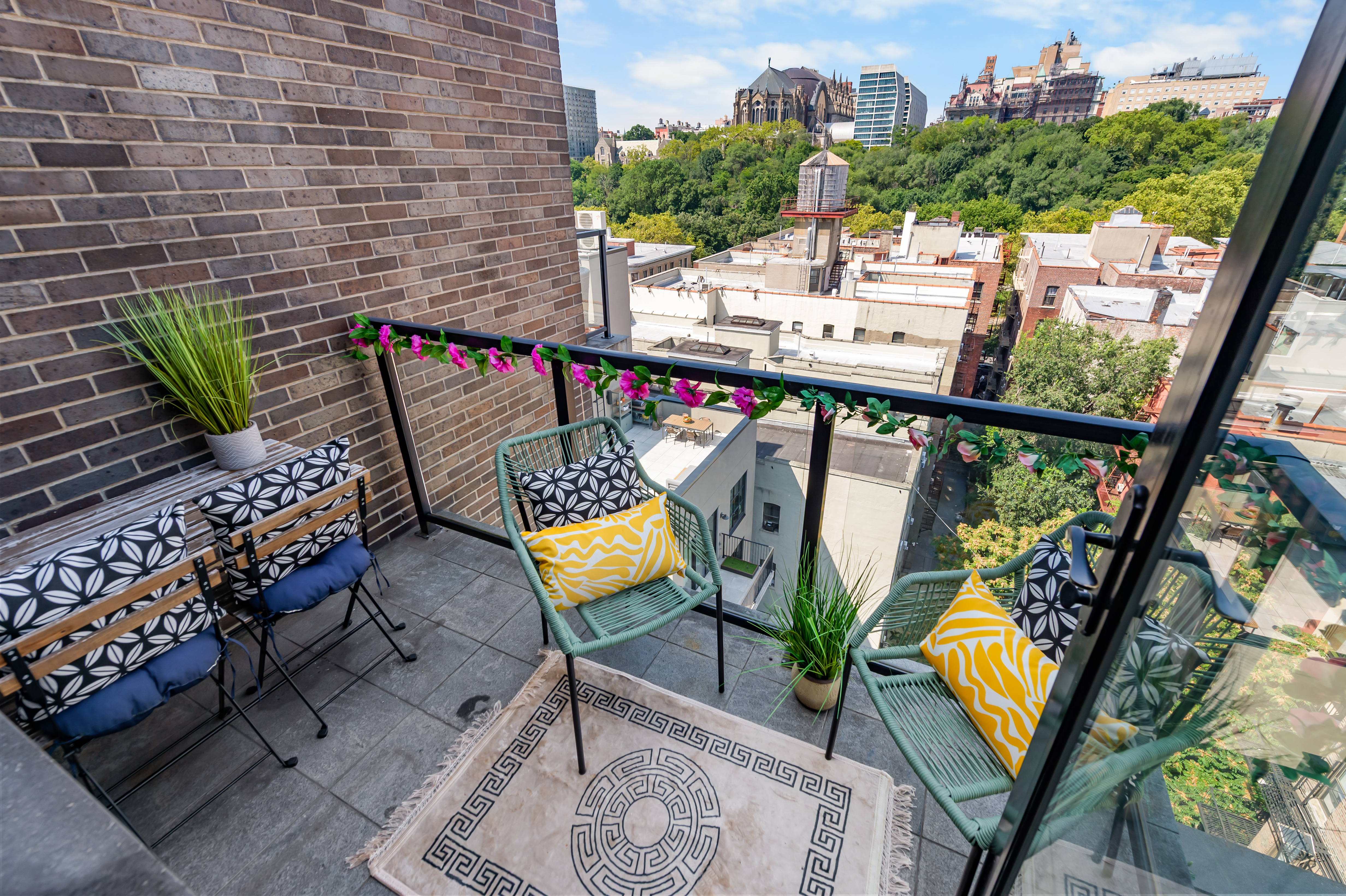 2101 8th Avenue, Unit PH10B Manhattan, NY 10026 - Photo 4 of 22 Gallery Image 4