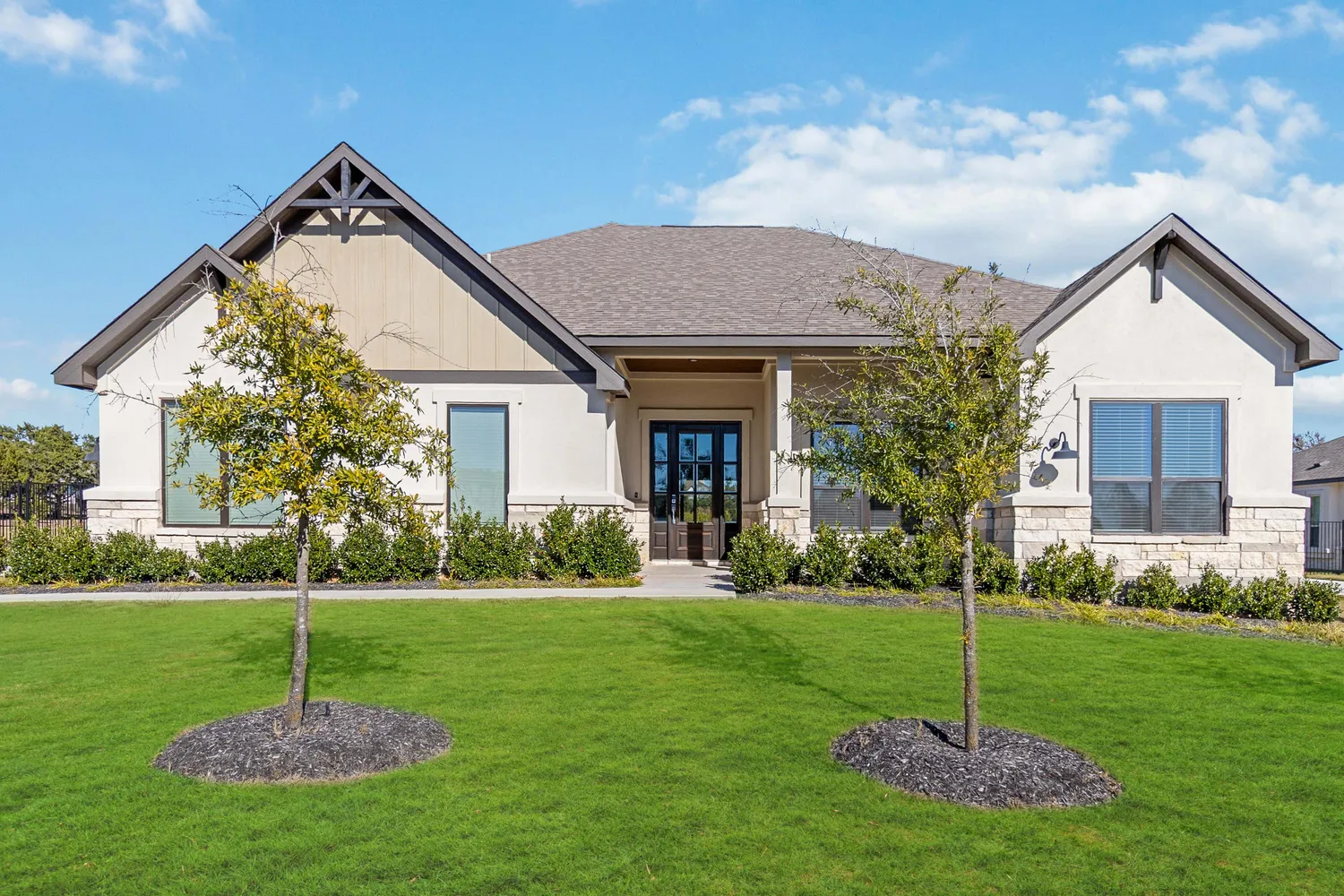 $825,000 | 640 Prairie Clover Drive, Dripping Springs, TX 78620