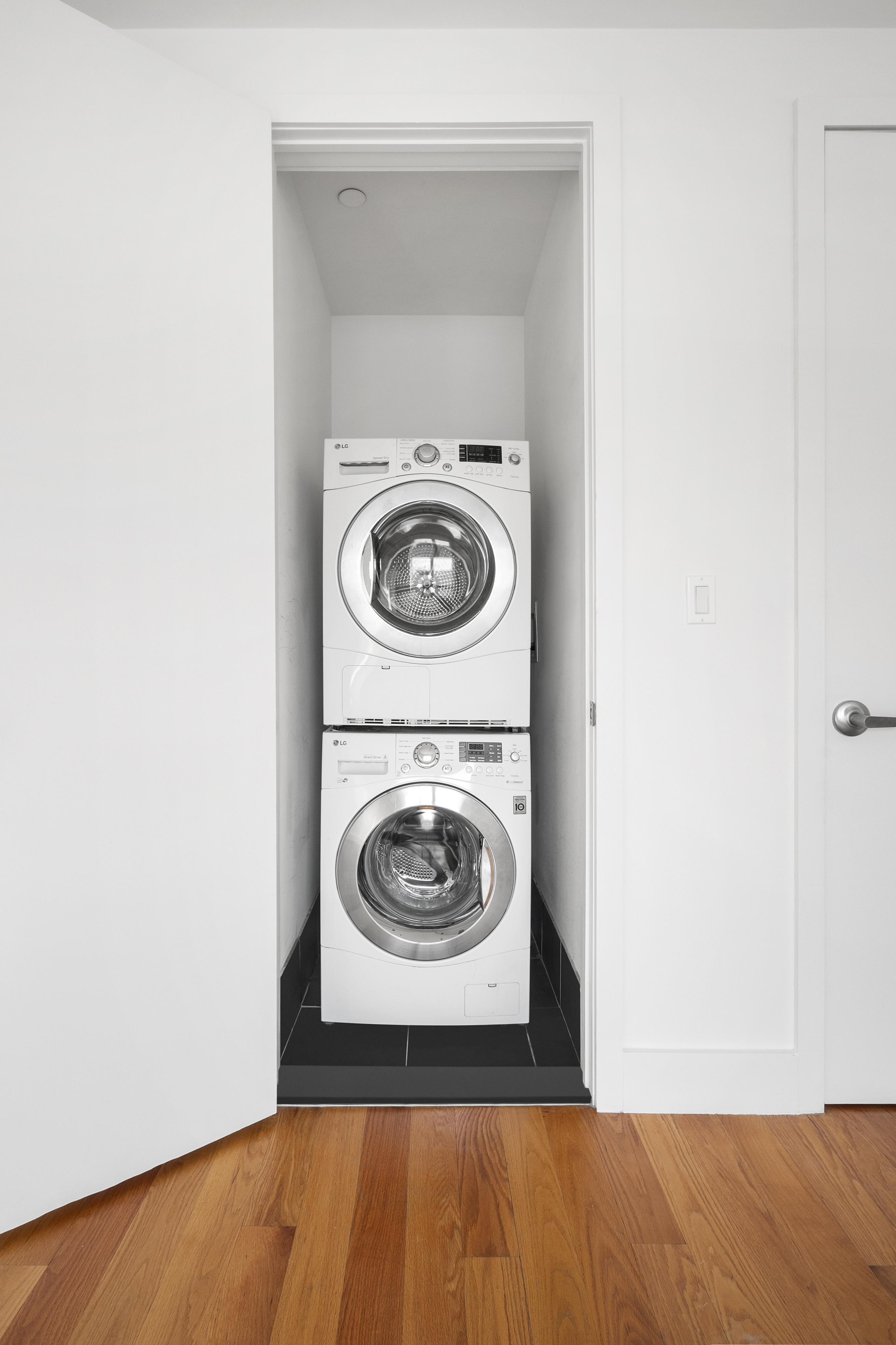 63-34 Fresh Pond Road, Unit 3D Queens, NY 11385 - Photo 6 of 14 a bedroom with a bed and a window