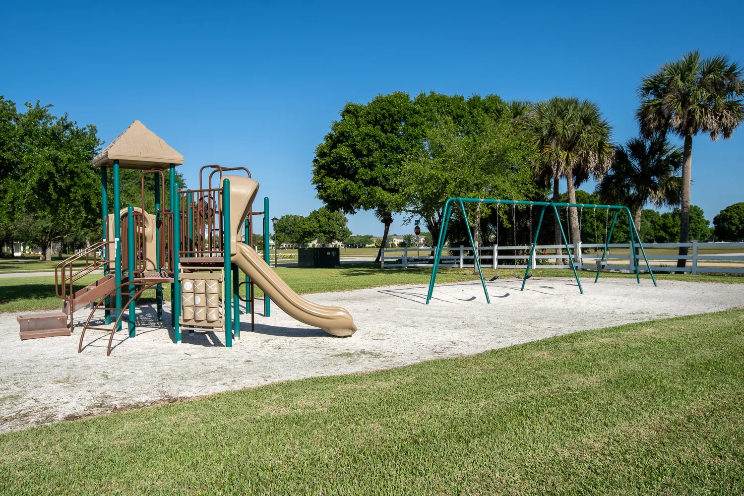 $430,000 | 1340 Caddy Court, Vero Beach, FL 32966