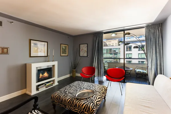 $625,000 | 600 West 9th Street, Unit 811, Los Angeles, CA 90015