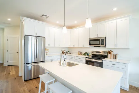 $424,000 | 13 Suffolk Road, Unit 4, Concord, NH 03303