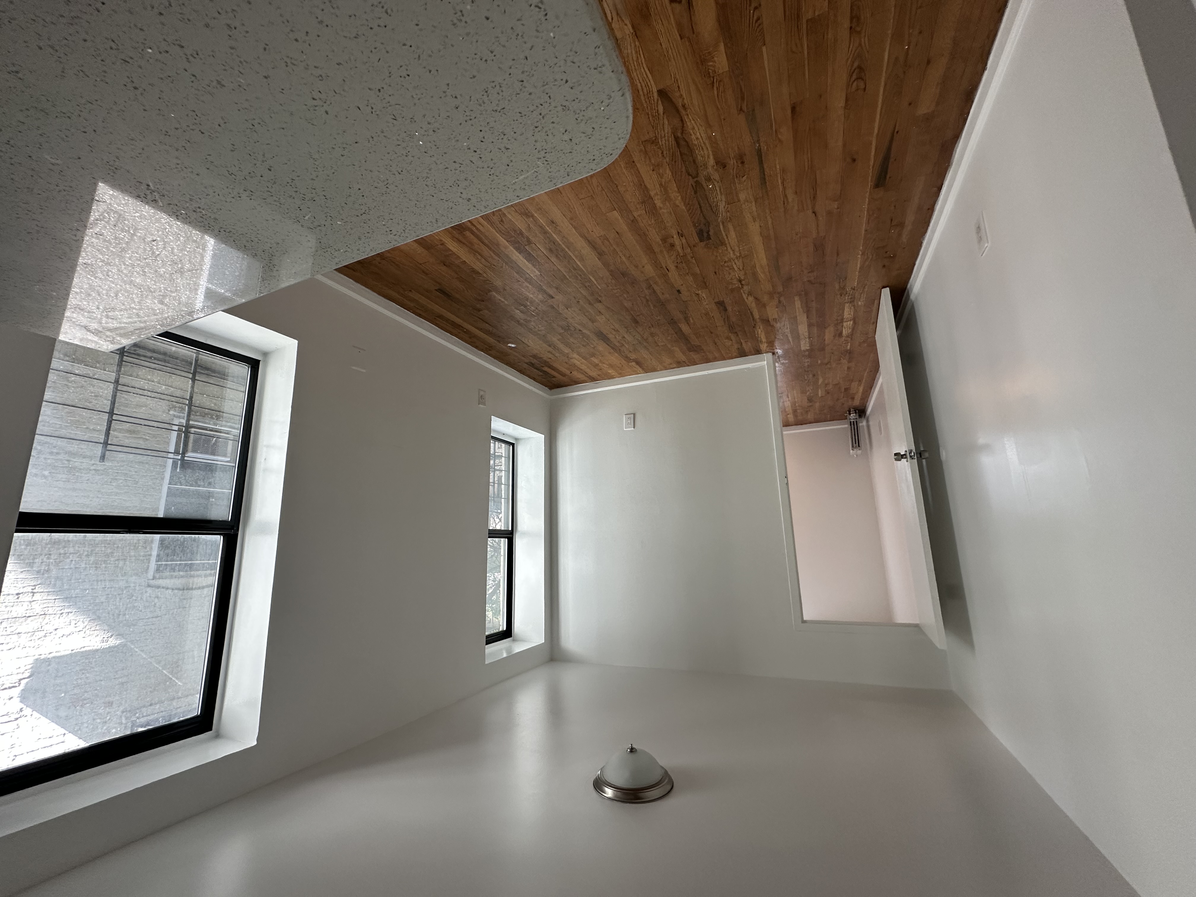 516 West 136th Street, Unit 3 Manhattan, NY 10031 - Photo 2 of 5