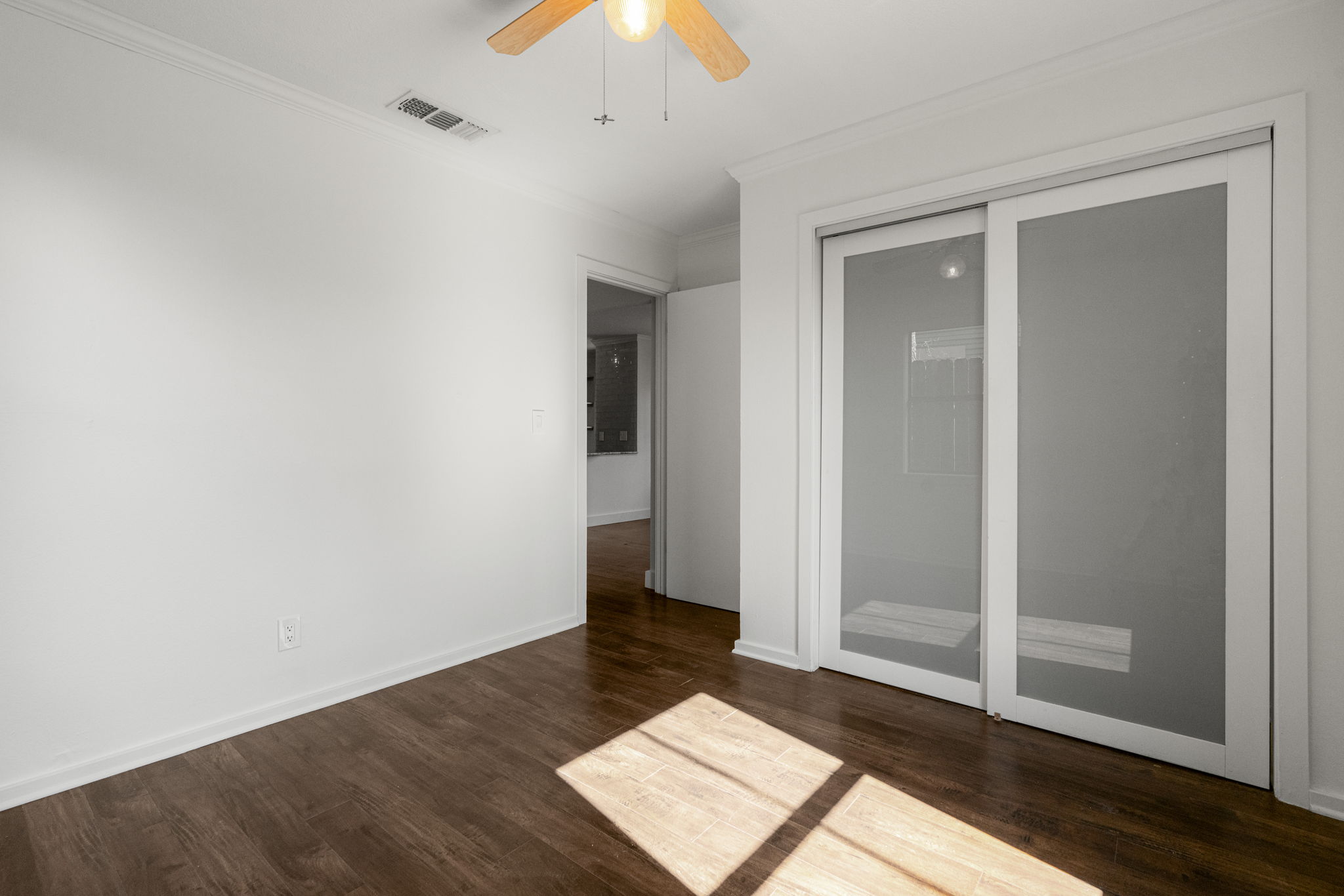 912 1/2 East 50th Street Austin, TX 78751 - Photo 14 of 22