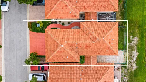 $400,000 | 1088 Via Jardin, Palm Beach Gardens, FL 33418