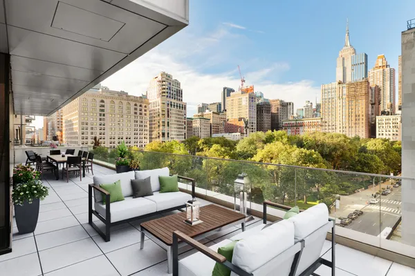 $10,500,000 | 23 East 22nd Street, Unit TH2 | Flatiron
