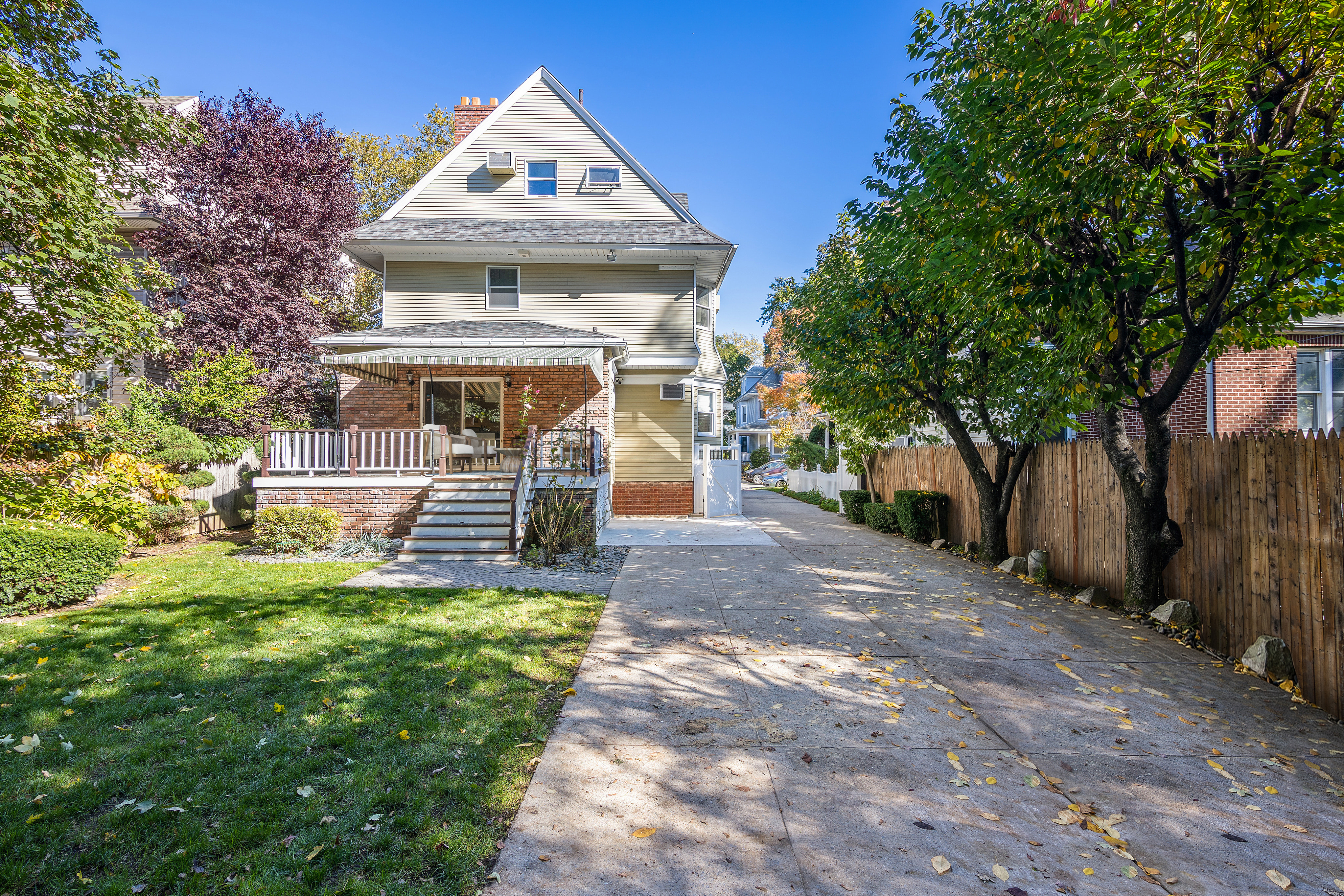 296 Stratford Road Brooklyn, NY 11218 - Photo 35 of 38