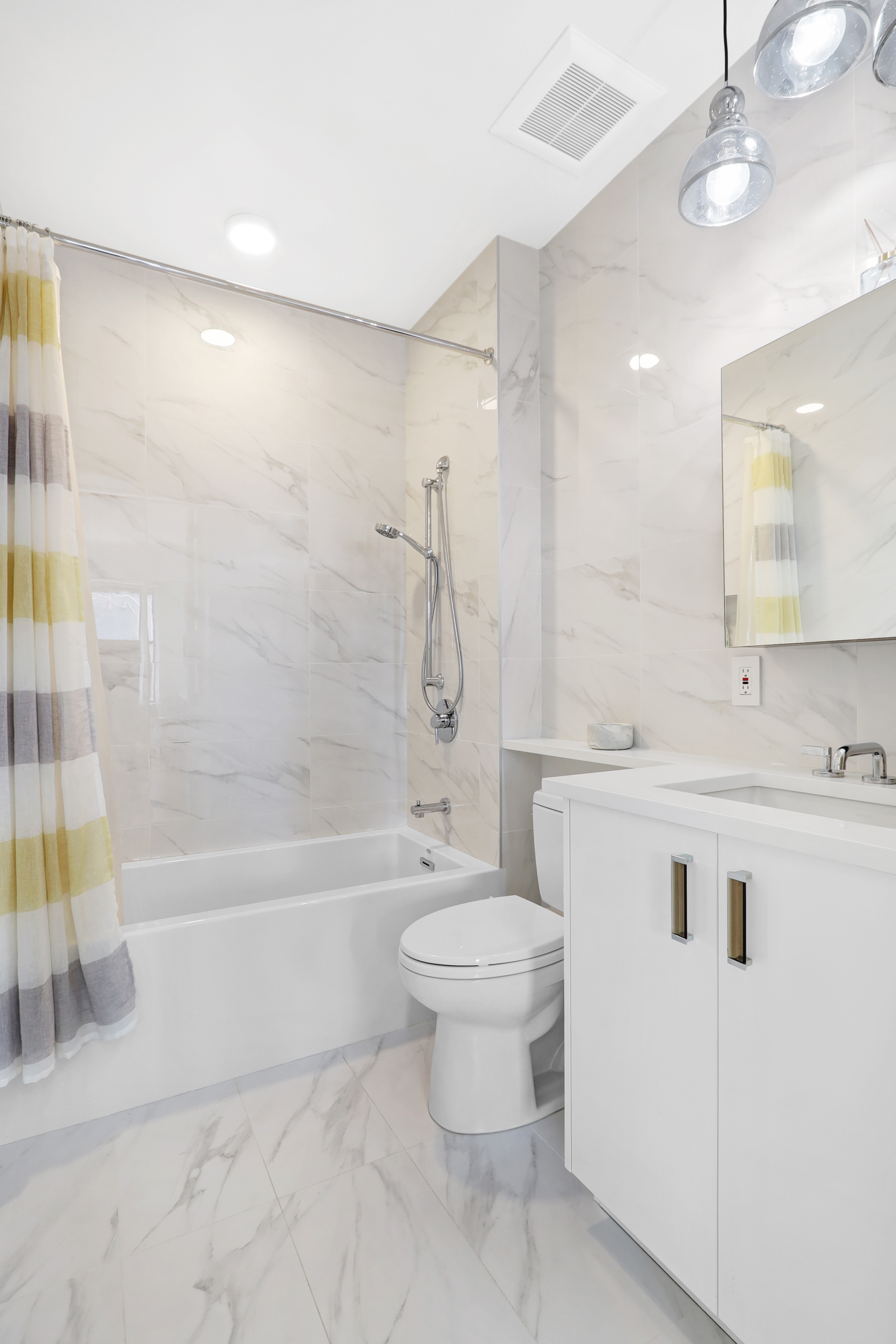 102 West 75th Street, Unit 76 Manhattan, NY 10023 - Photo 7 of 14