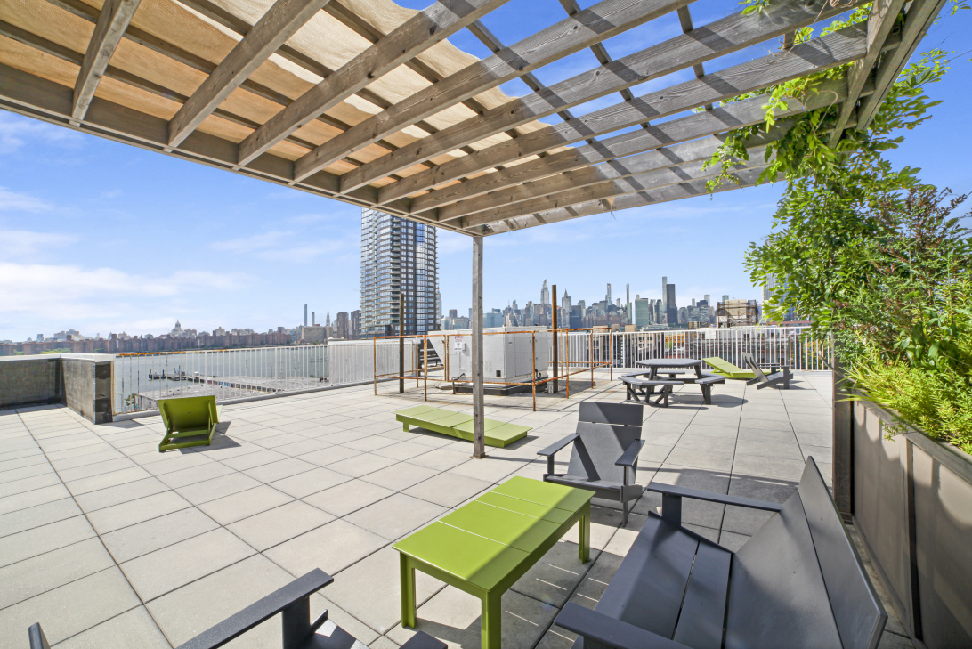 122 West Street, Unit 5H Brooklyn, NY 11222 - Photo 9 of 12