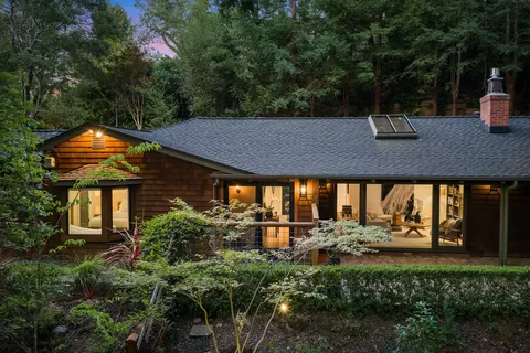 $2,895,000 | 149 Hillcrest Lane, Kentfield , CA 94904