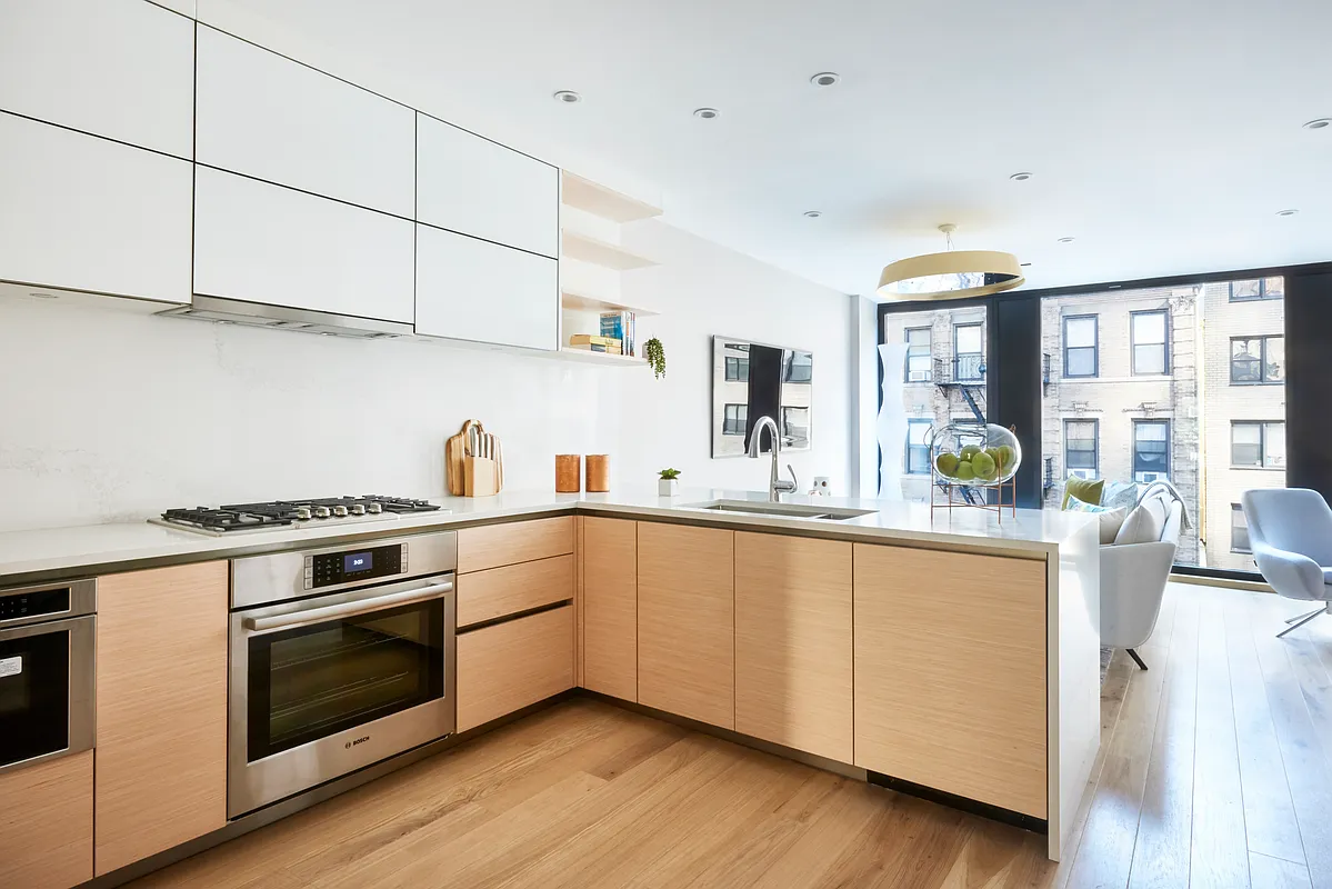 323 East 52nd Street, Unit PH Manhattan, NY 10022 - Photo 10 of 15