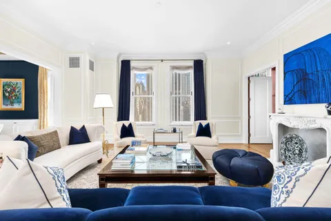 $23,000,000 | 1 Central Park South, Unit 909913 | Central Park South
