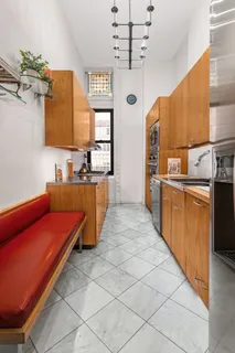 $3,600,000 | 205 West 57th Street, Unit 8BA | Midtown Central