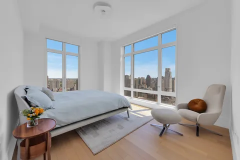 $7,680,000 | 200 East 83rd Street, Unit 29B | Upper East Side