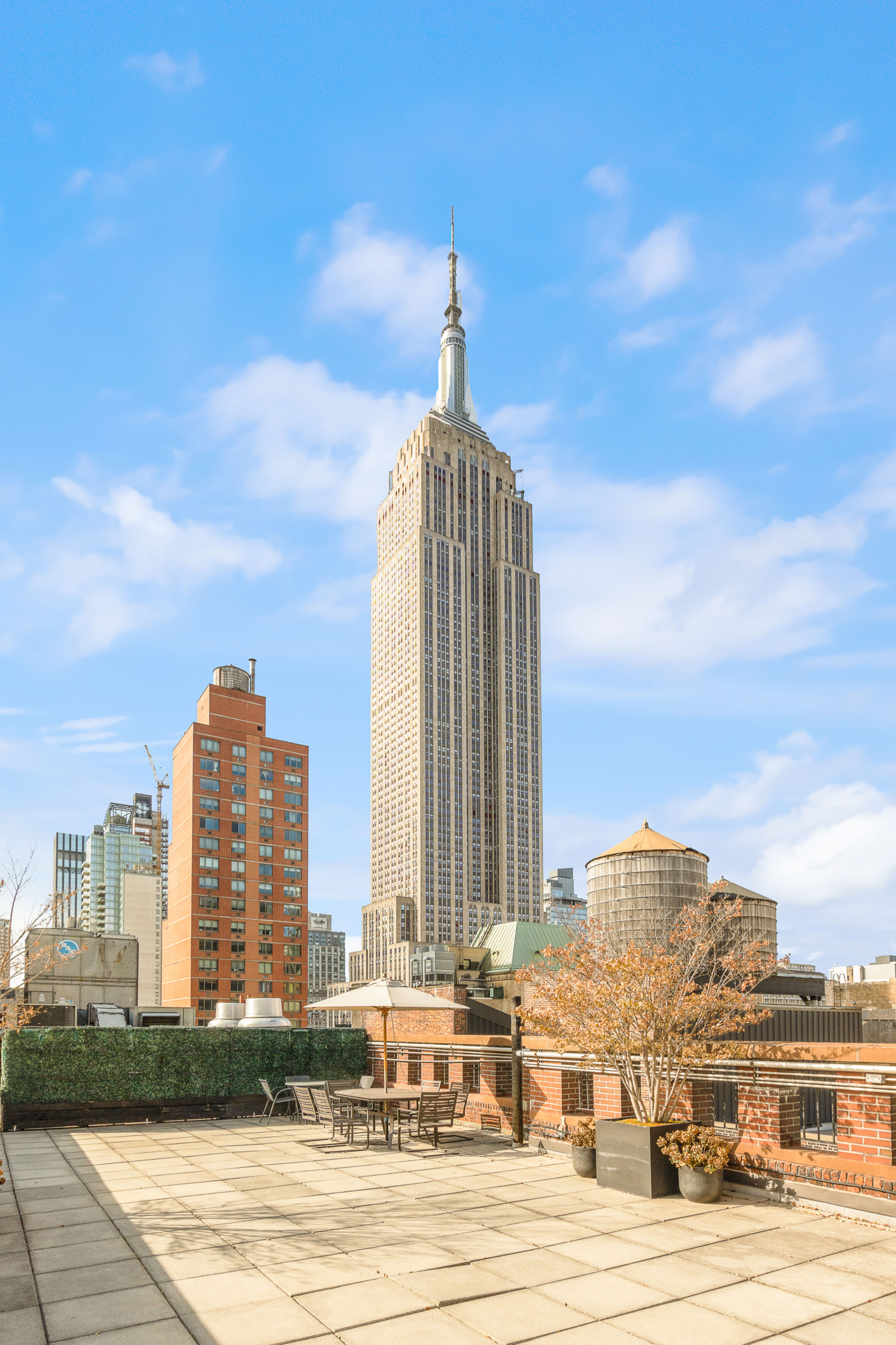 11 East 36th Street, Unit 503 Manhattan, NY 10016 - Photo 8 of 17 a view of a city with tall buildings