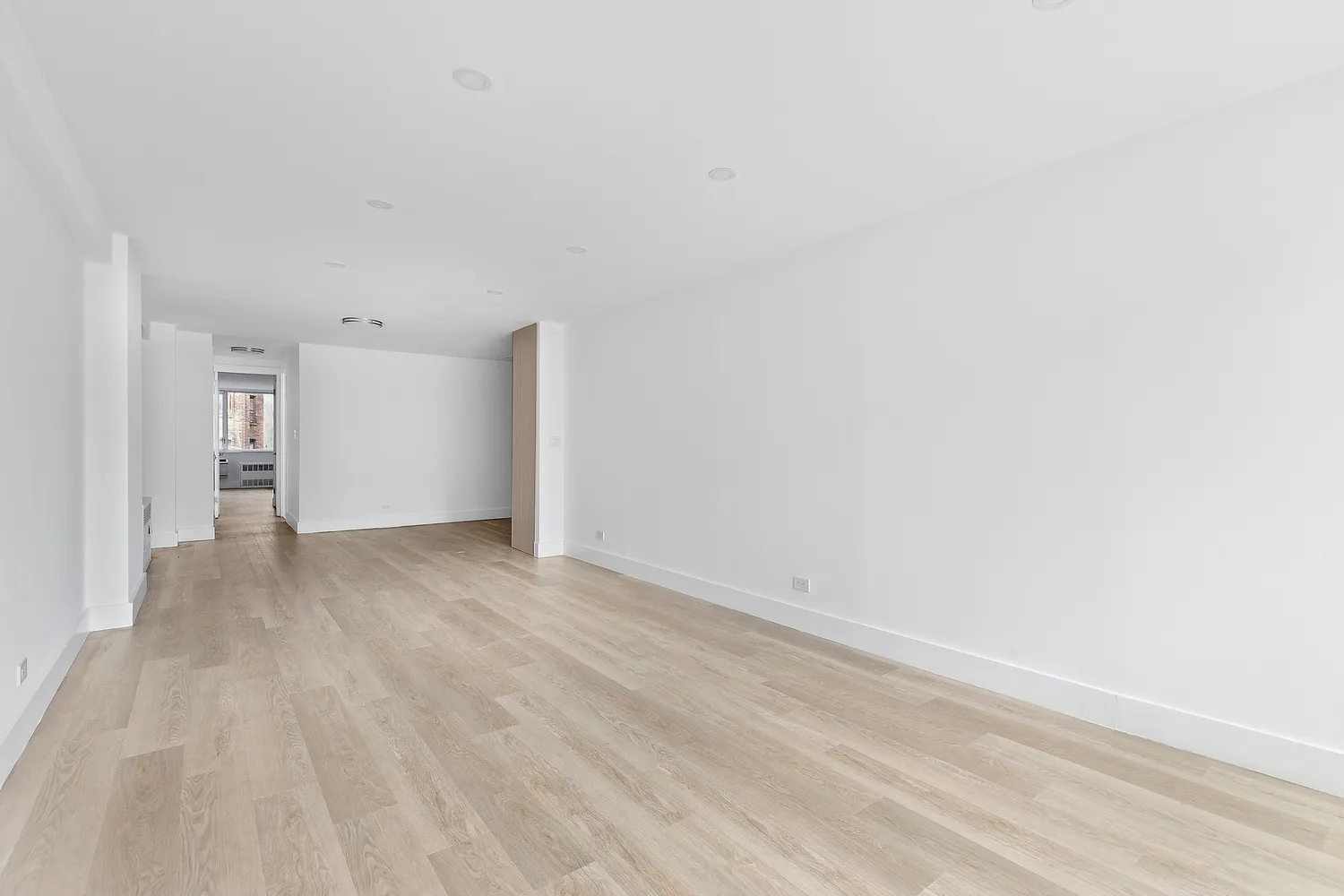 $825,000 | 333 East 14th Street, Unit 4K | Gramercy