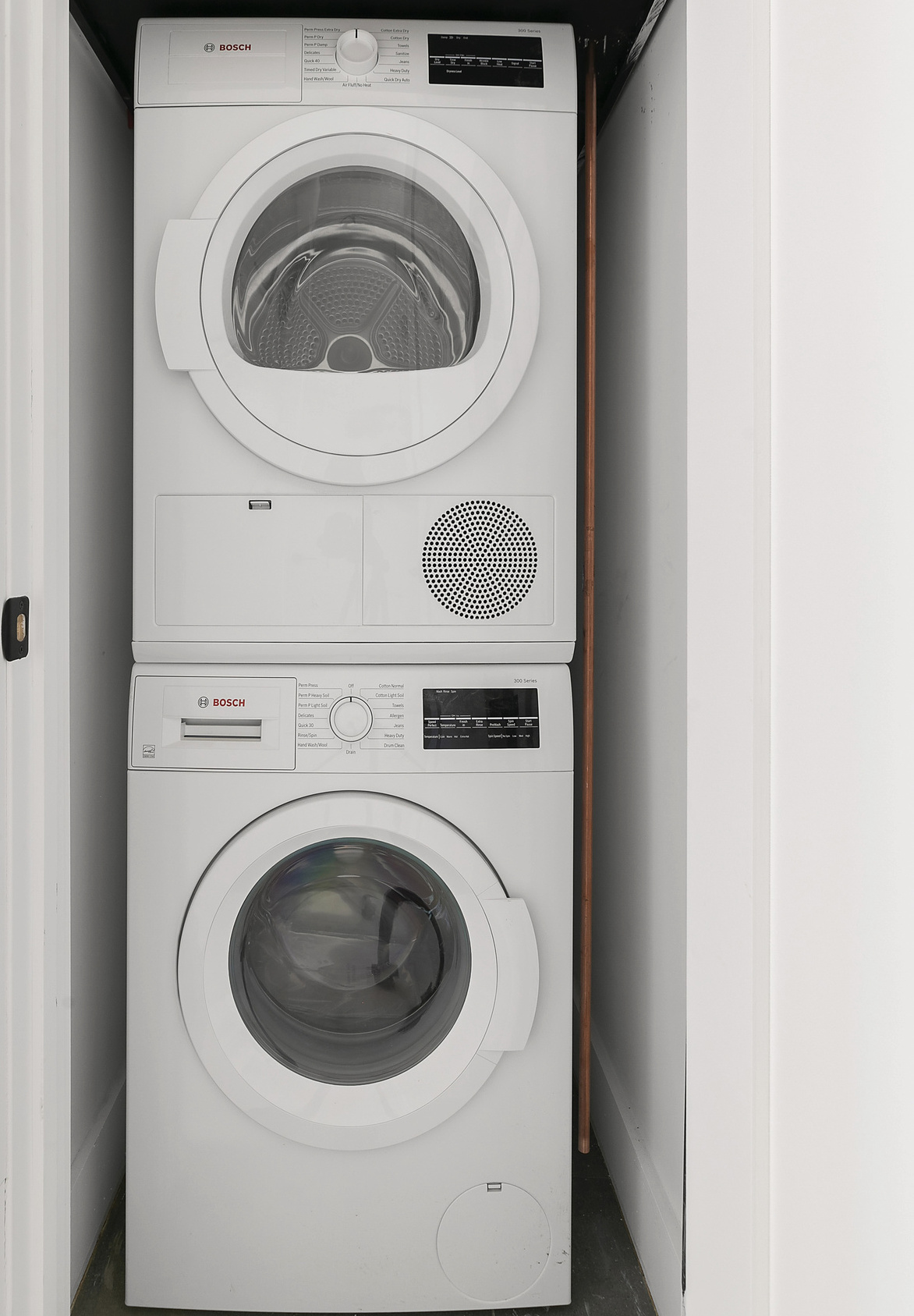 893 Knickerbocker Avenue, Unit 2 Brooklyn, NY 11207 - Photo 7 of 11 a utility room with dryer and washer