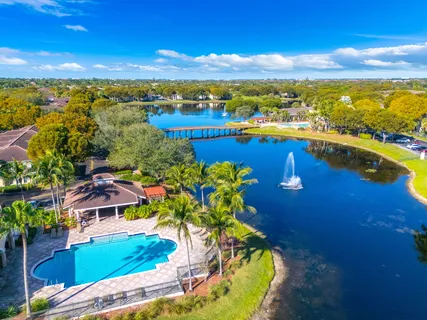 $285,000 | 2457 Centergate Drive, Unit 306, Miramar, FL 33025